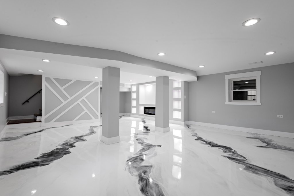 7049 S Harper Avenue