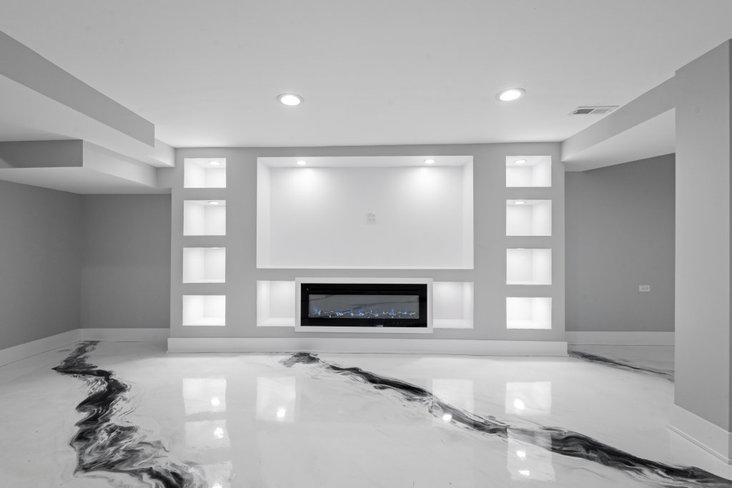 7049 S Harper Avenue