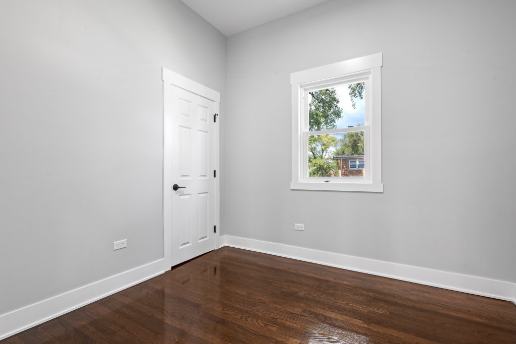 7049 S Harper Avenue