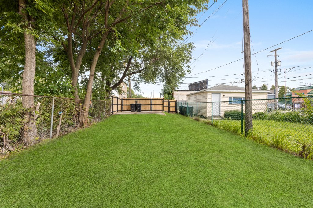 7049 S Harper Avenue