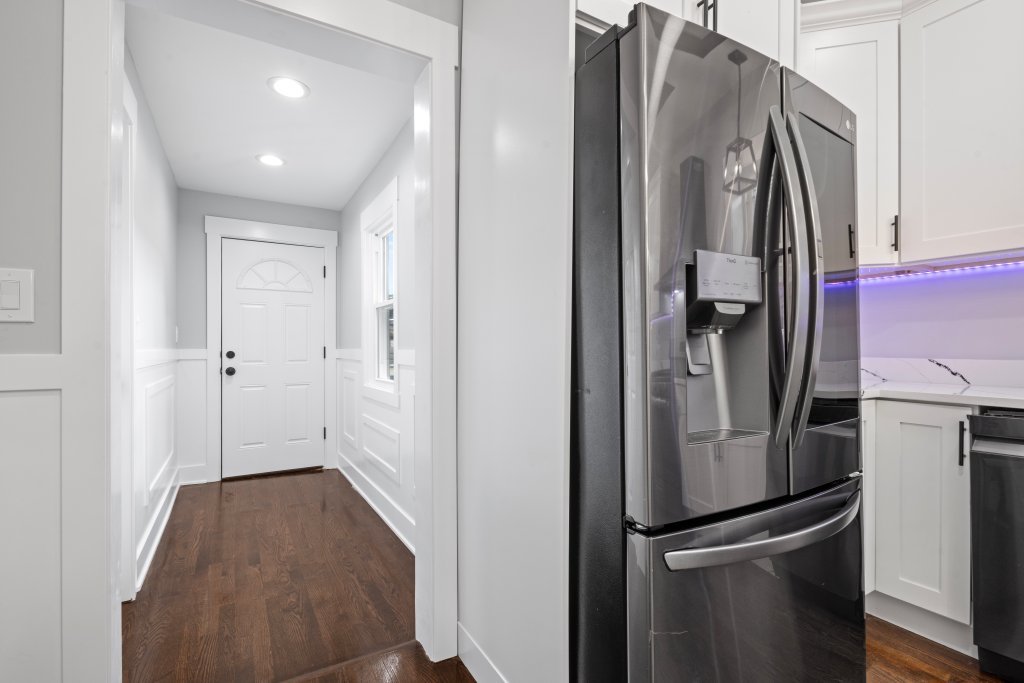 7049 S Harper Avenue