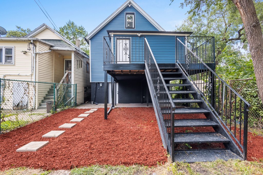 7049 S Harper Avenue