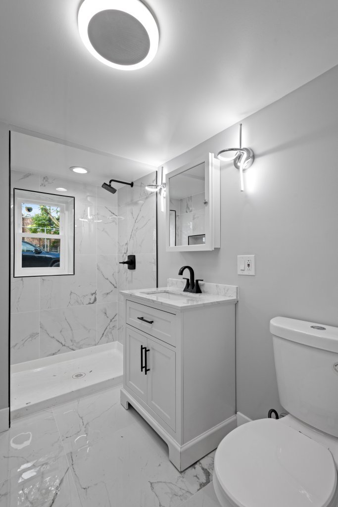 7049 S Harper Avenue