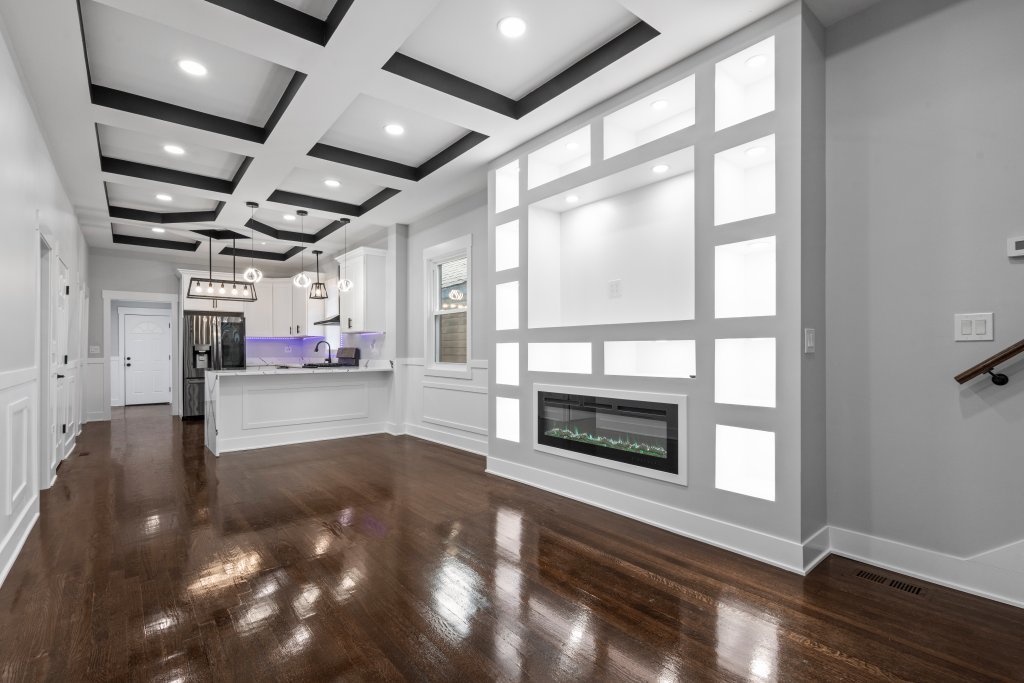 7049 S Harper Avenue