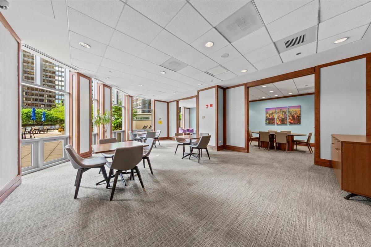 222 N Columbus Drive Unit: 1502