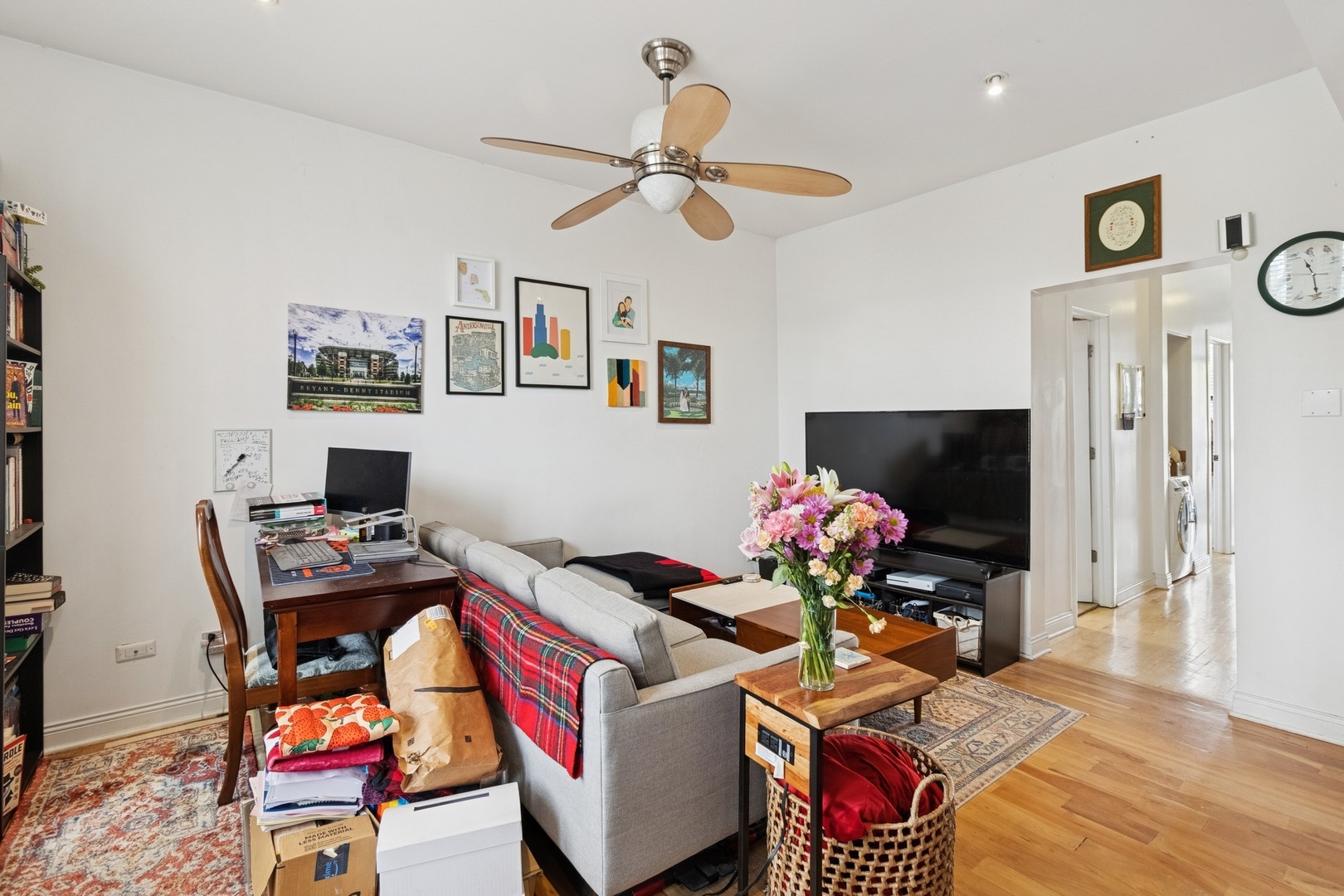 1532 N GREENVIEW Avenue