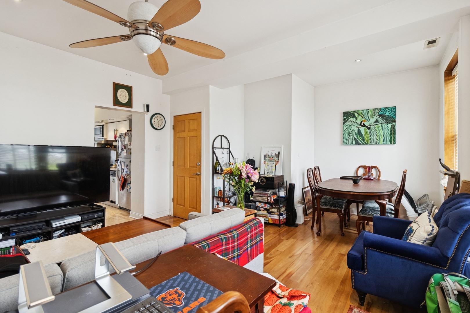 1532 N GREENVIEW Avenue