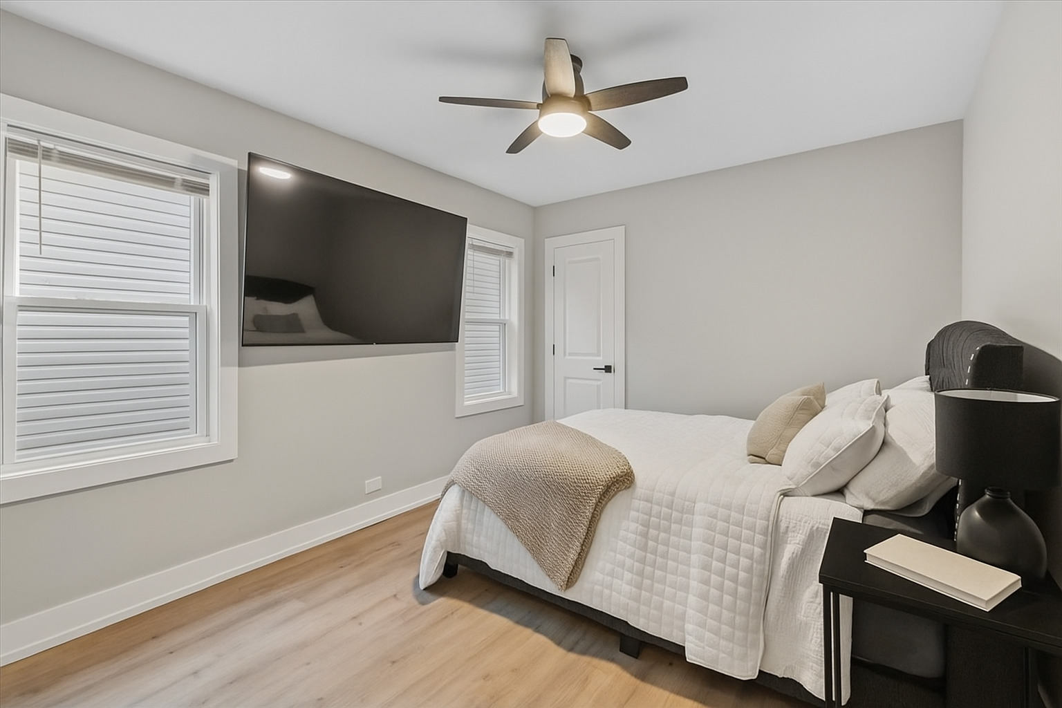 8404 S Carpenter Street