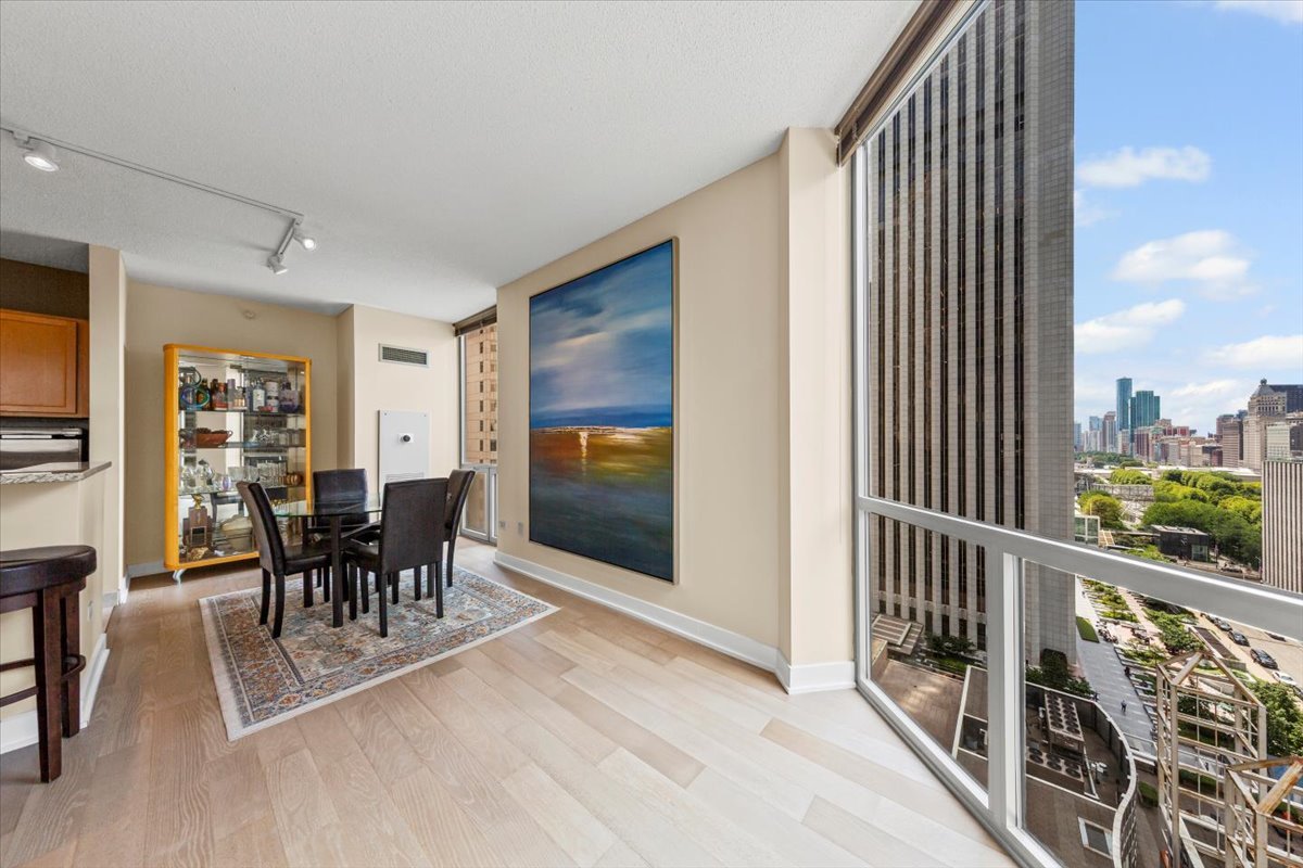 222 N Columbus Drive Unit: 1502