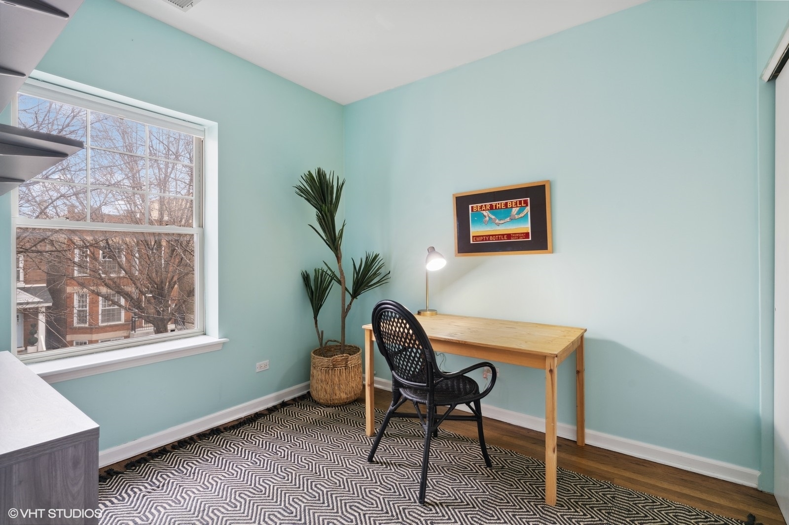 2903 N Rockwell Street Unit: 2