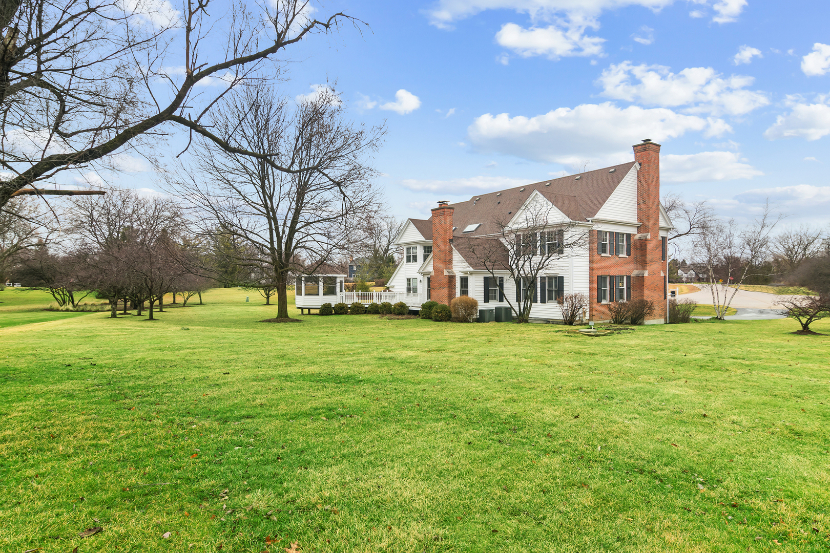 23466 W Redwing Place