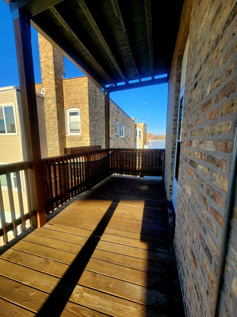 1714 W Leland Avenue Unit: 3B
