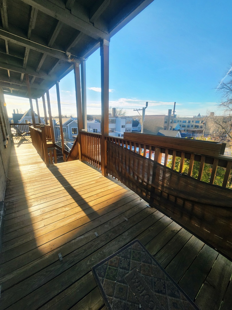 1714 W Leland Avenue Unit: 3B