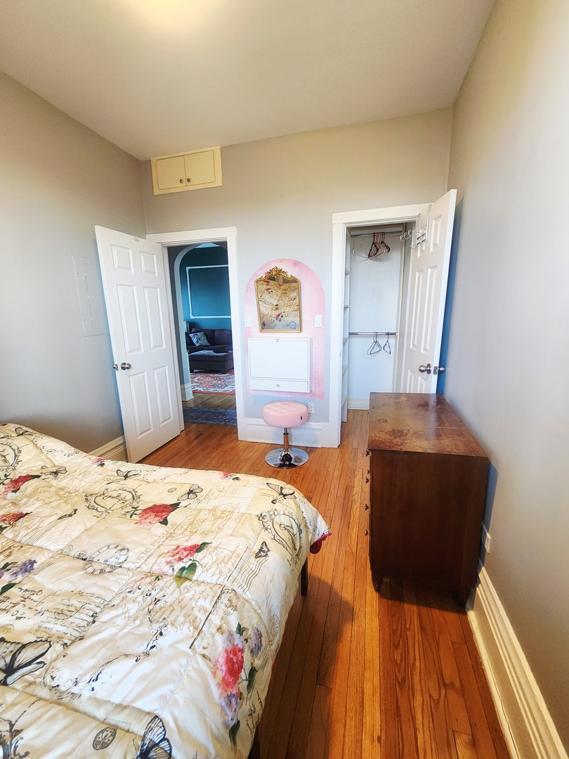 1714 W Leland Avenue Unit: 3B