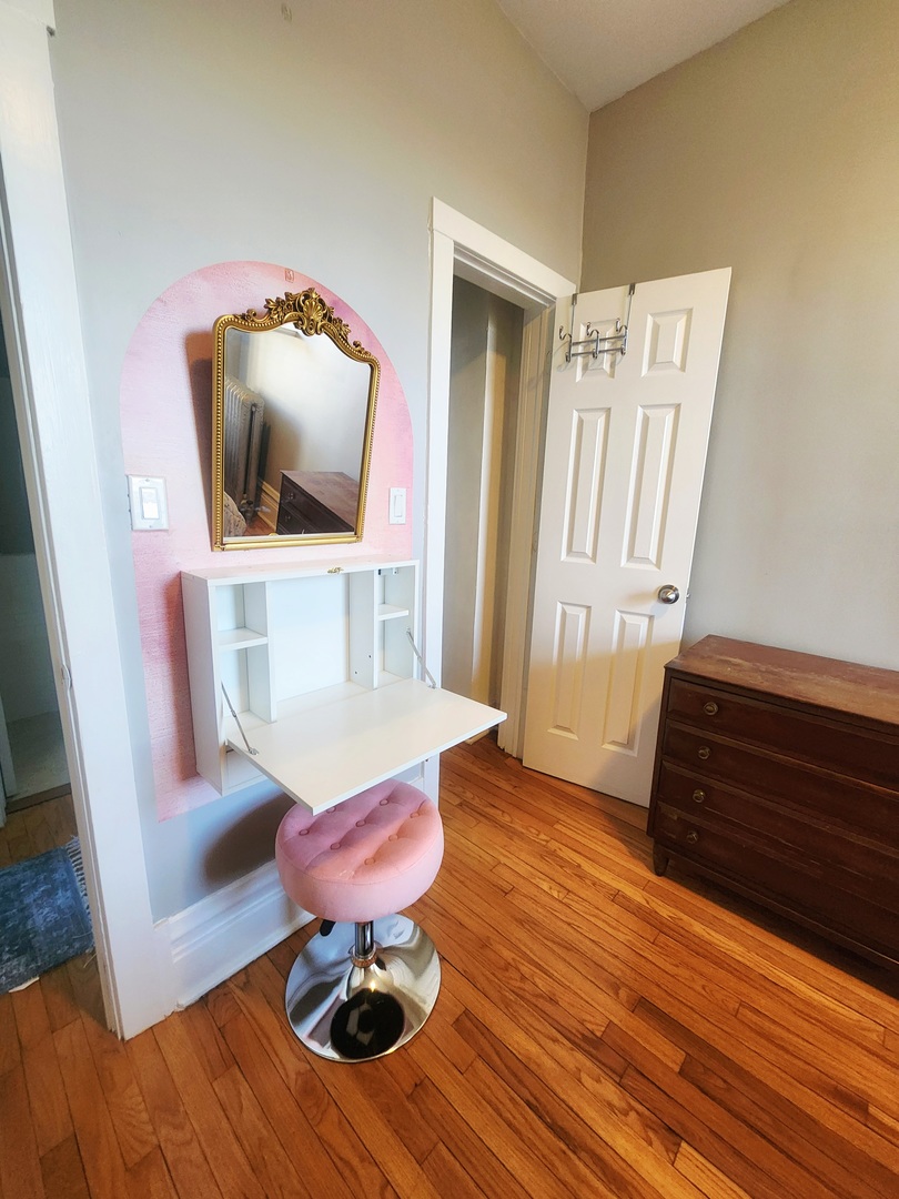 1714 W Leland Avenue Unit: 3B