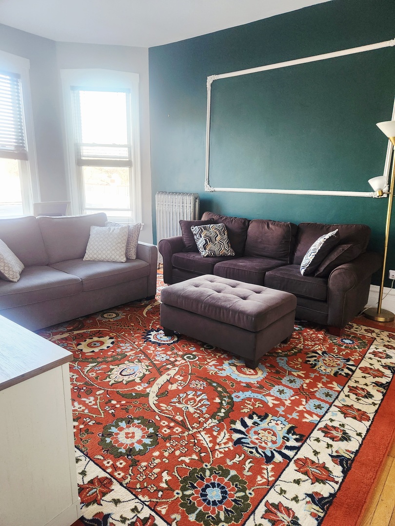 1714 W Leland Avenue Unit: 3B