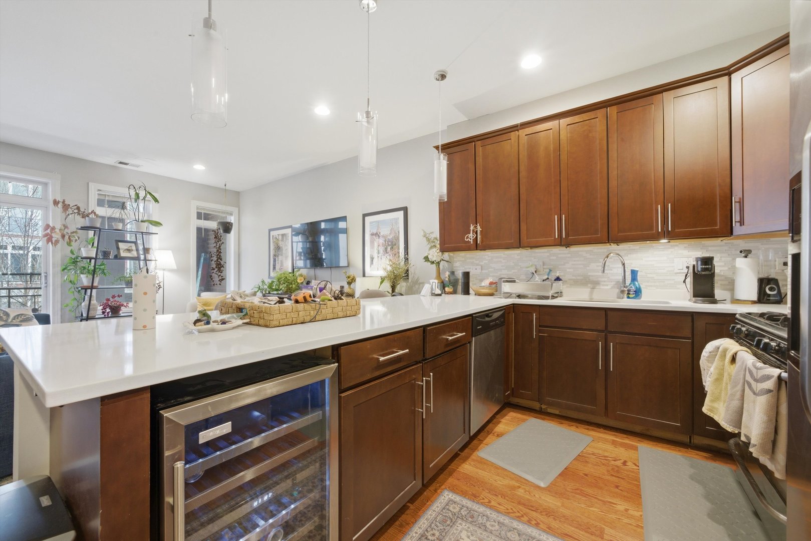 2114 W Rice Street Unit: 3