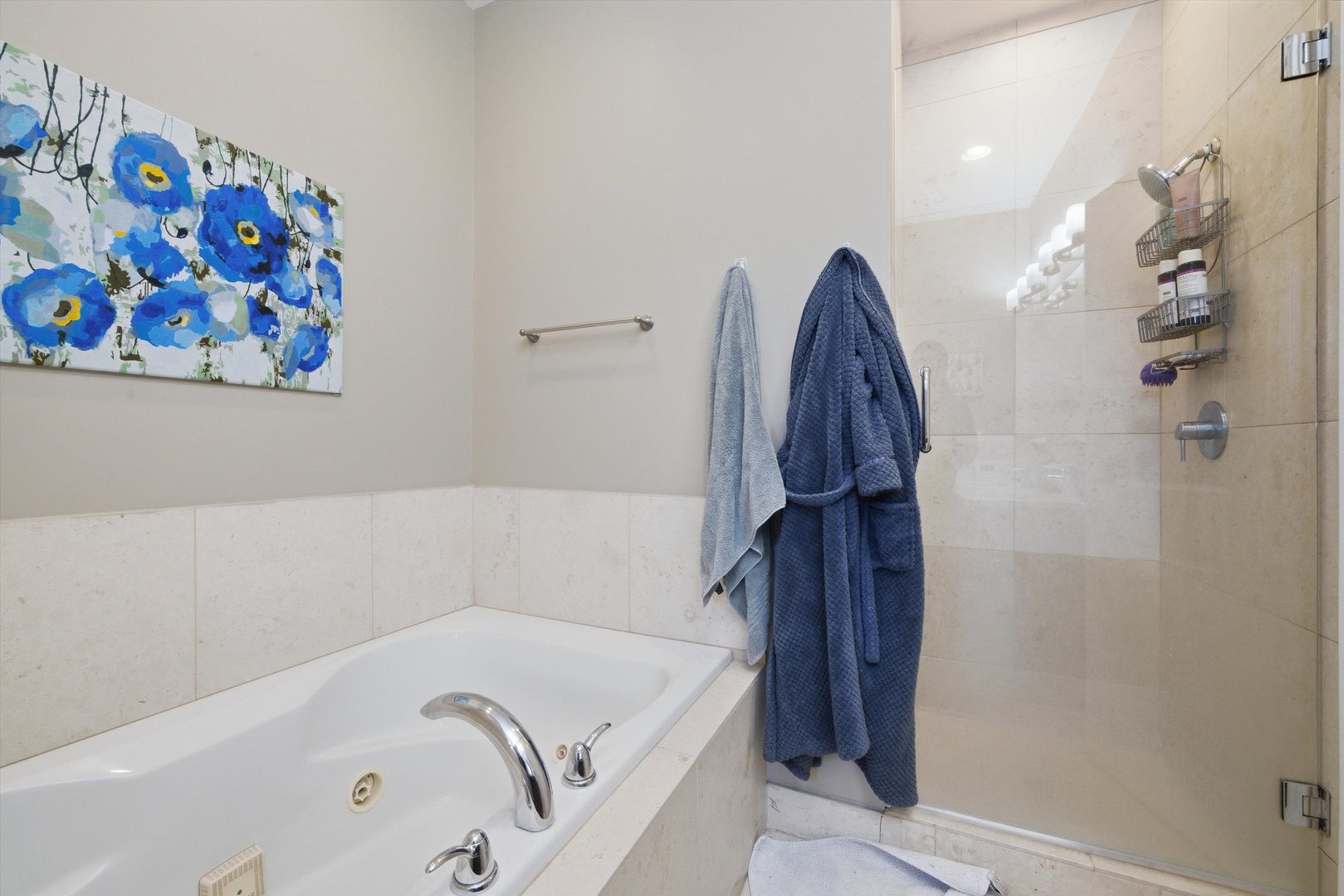 2114 W Rice Street Unit: 3