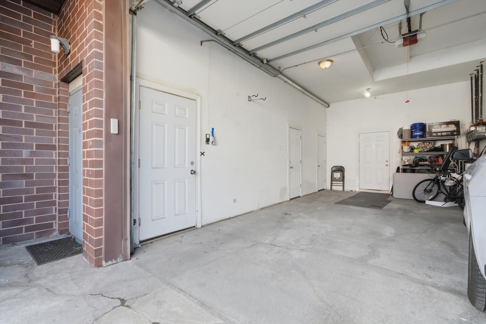 2114 W Rice Street Unit: 3