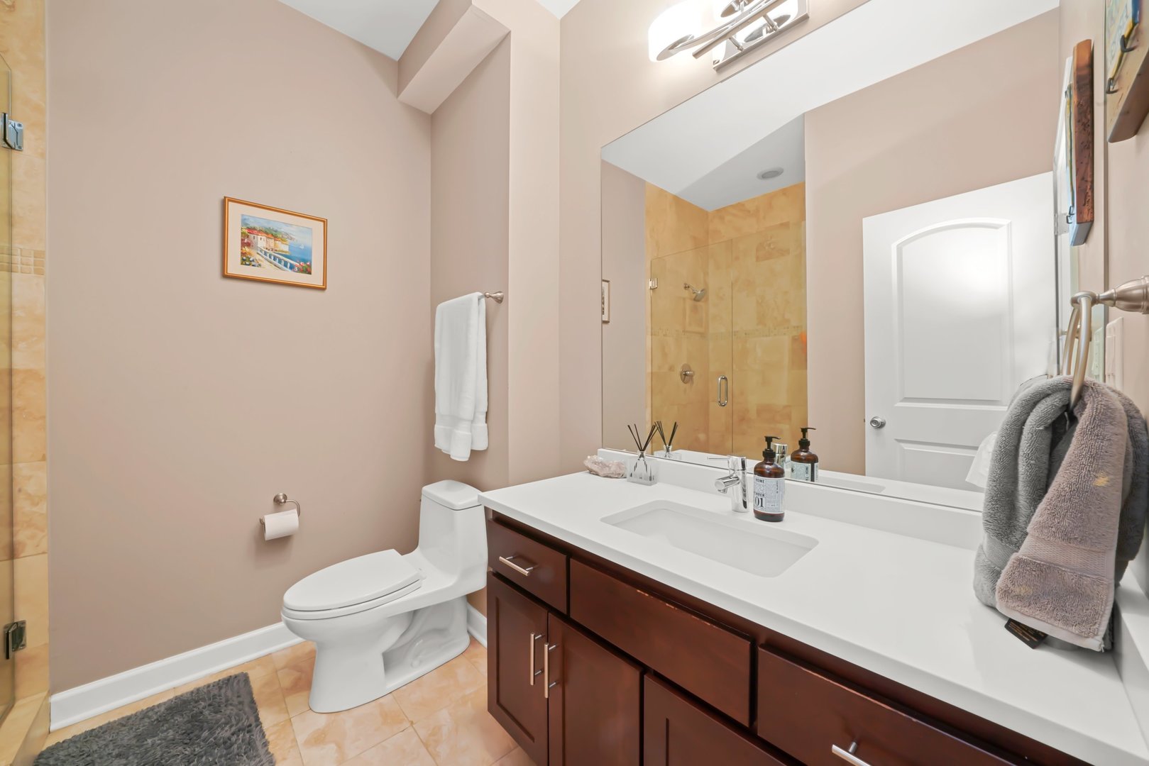 2114 W Rice Street Unit: 3