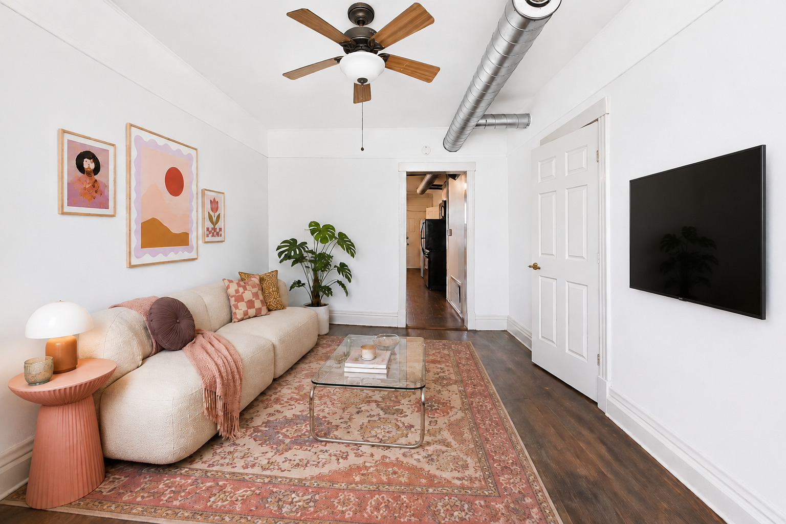 1532 N Greenview Avenue Unit: 1F