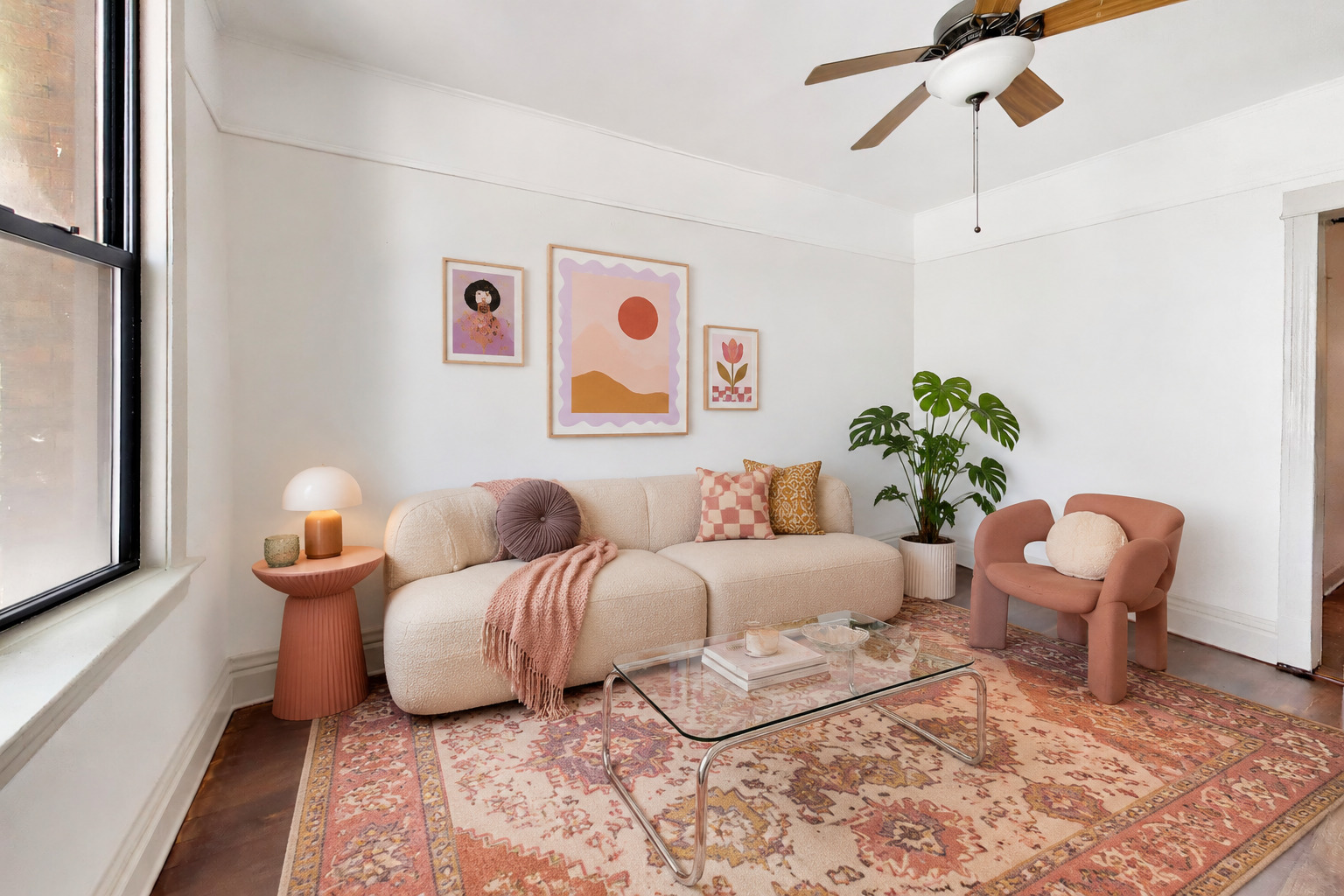 1532 N Greenview Avenue Unit: 1F