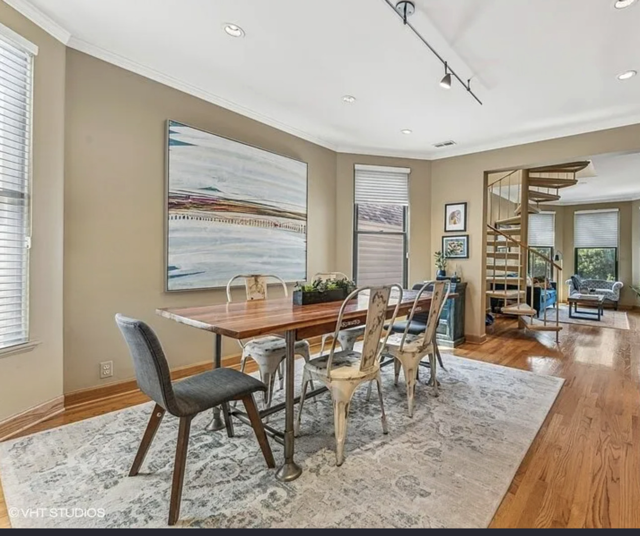 2837 N Southport Avenue Unit: 3