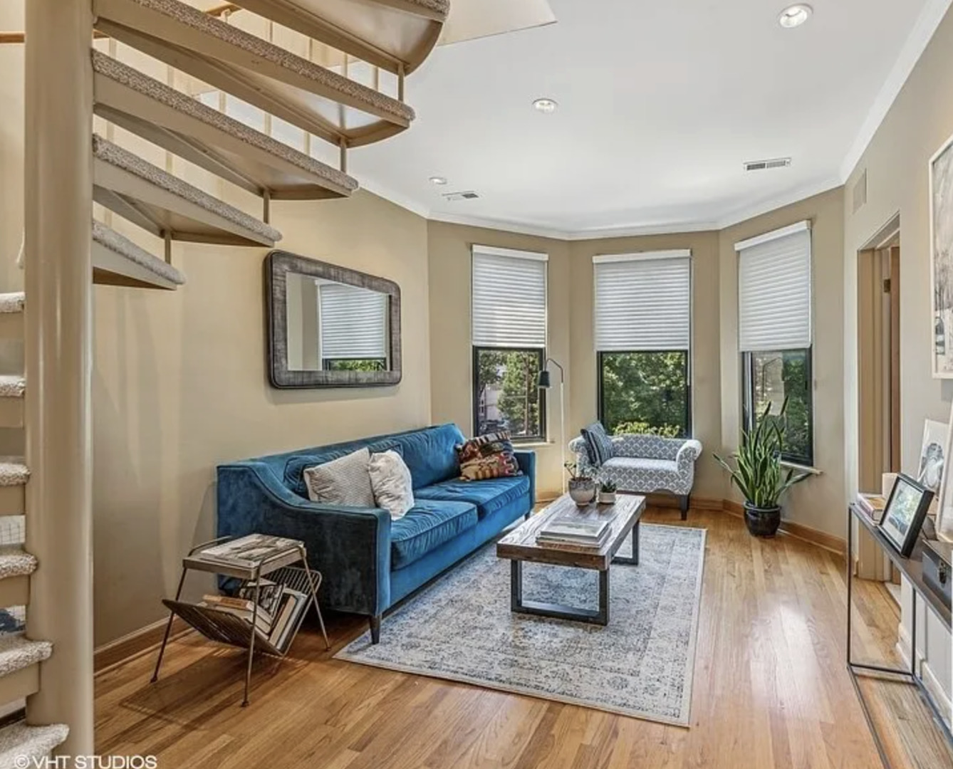 2837 N Southport Avenue Unit: 3