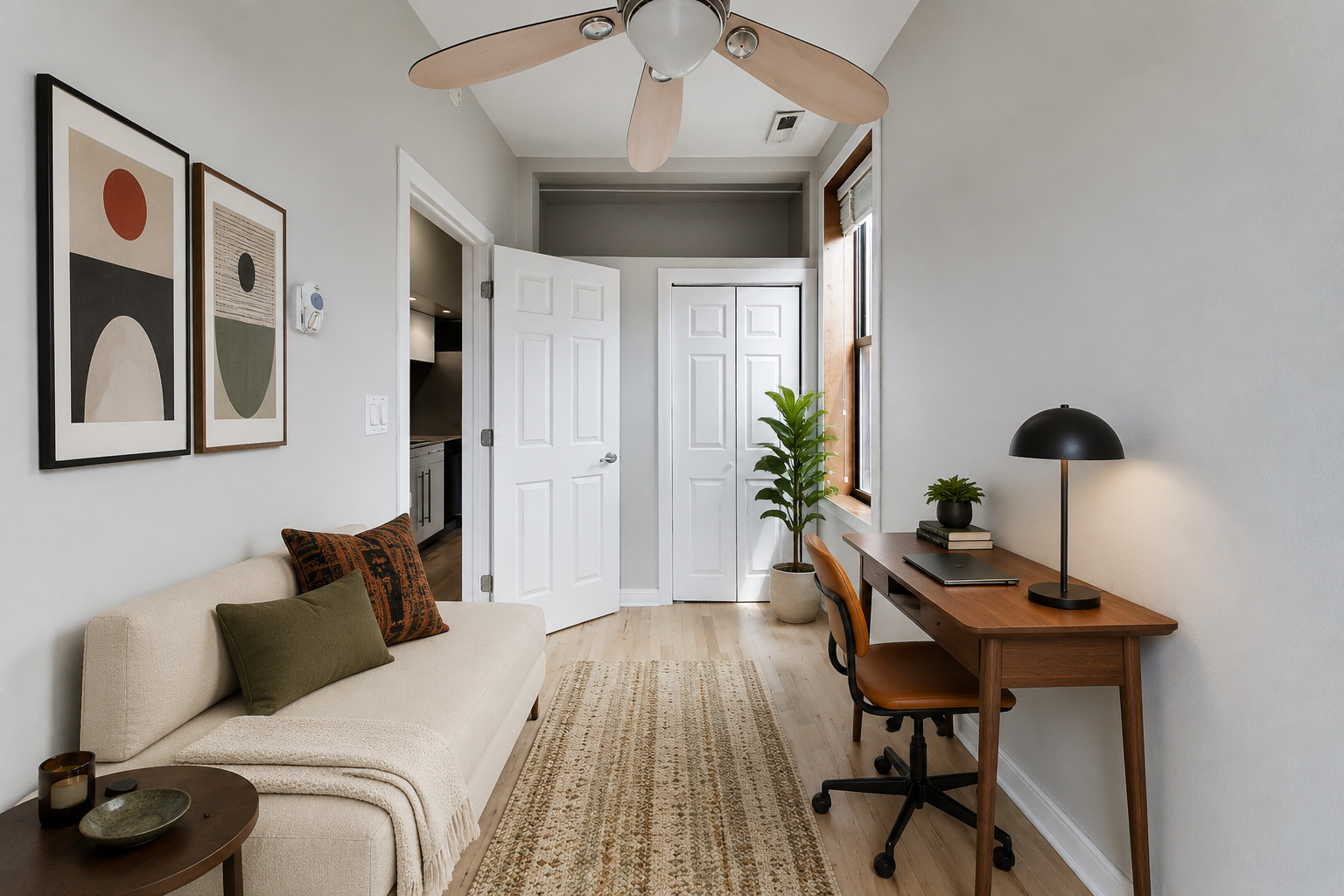 1532 N Greenview Avenue Unit: 2F