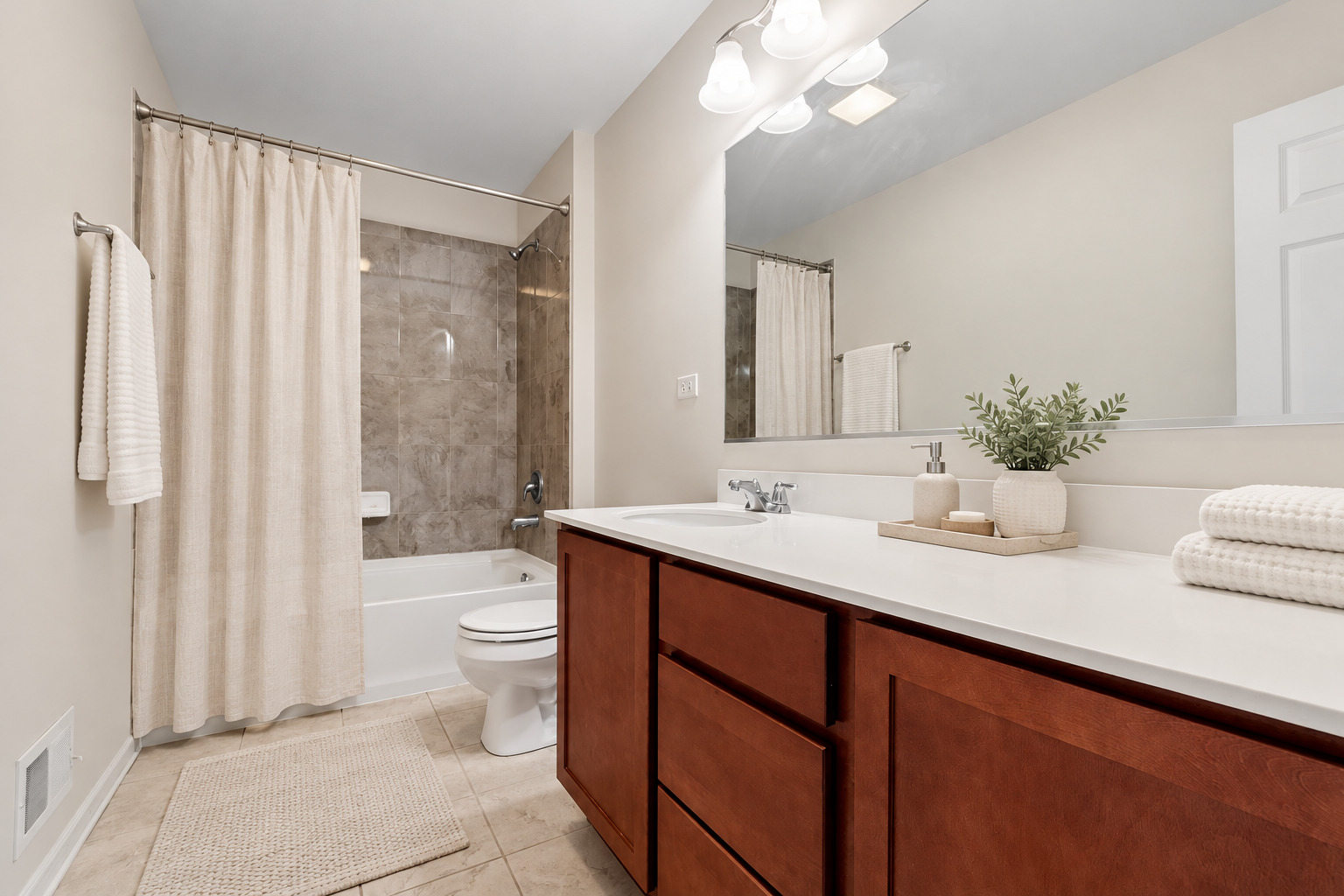 10648 W 154th Street