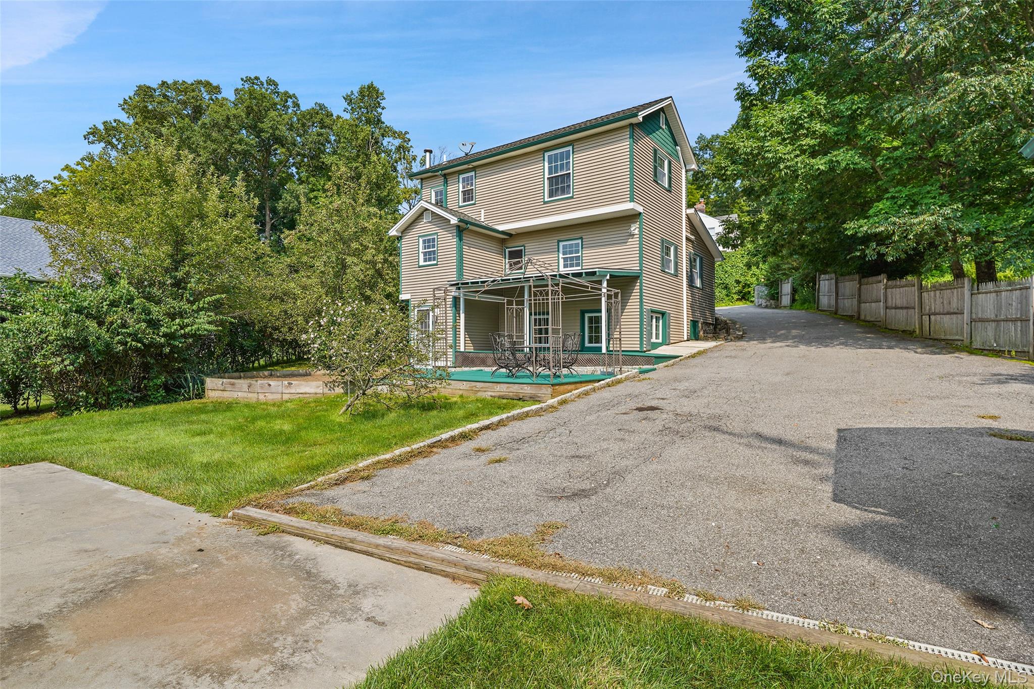 24 Inwood Place