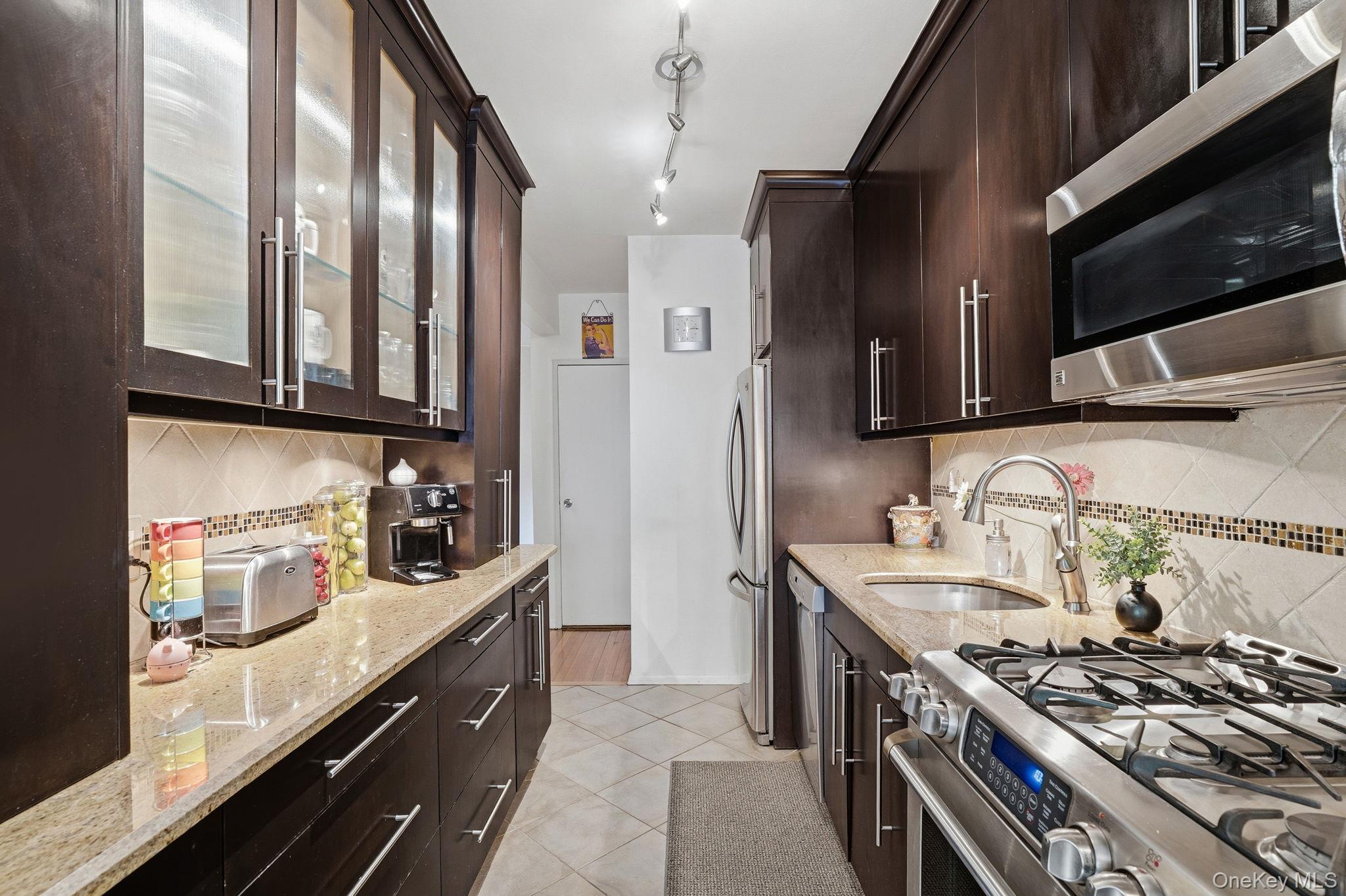 3616 Henry Hudson Pkway N Unit: 3I-N