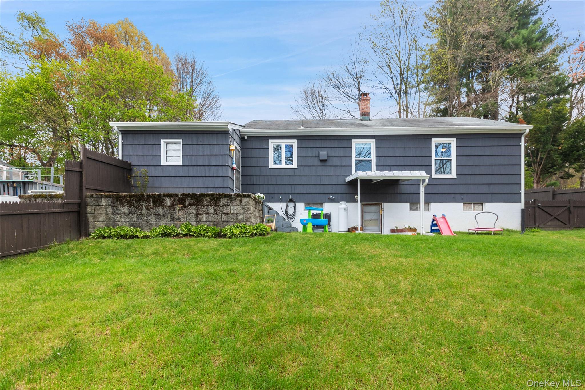 198A Locust Avenue