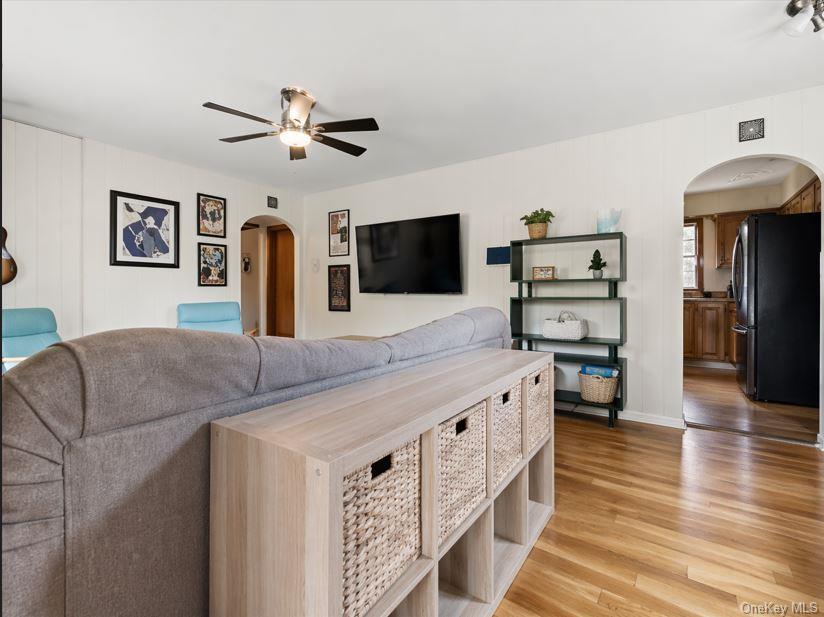 198A Locust Avenue