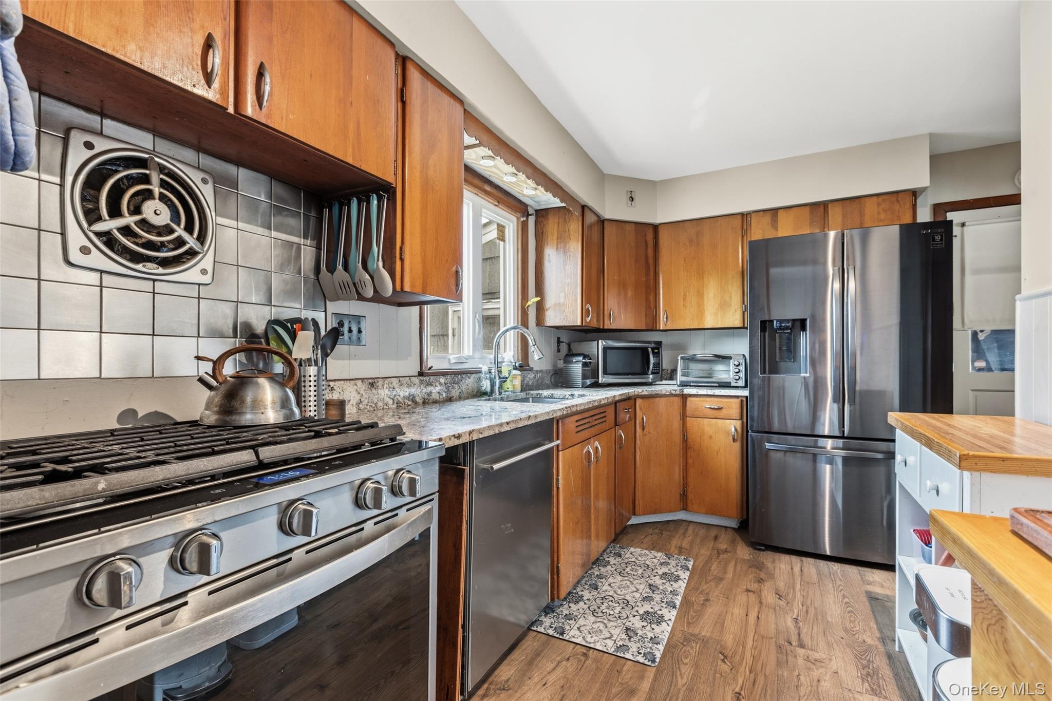 198A Locust Avenue