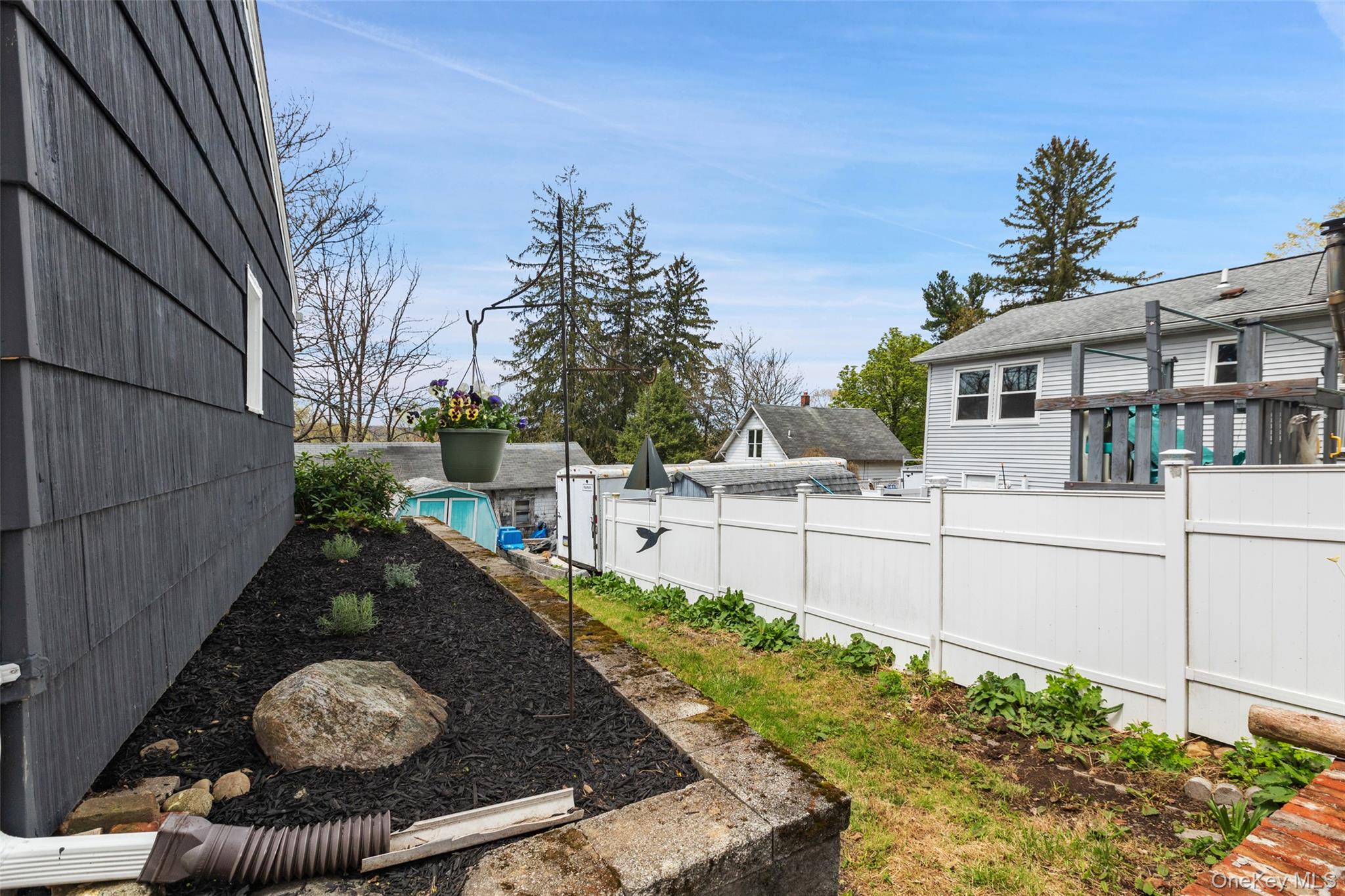 198A Locust Avenue