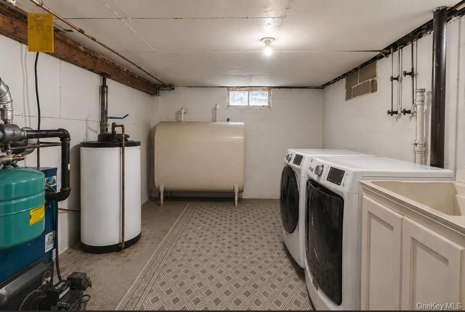 198A Locust Avenue