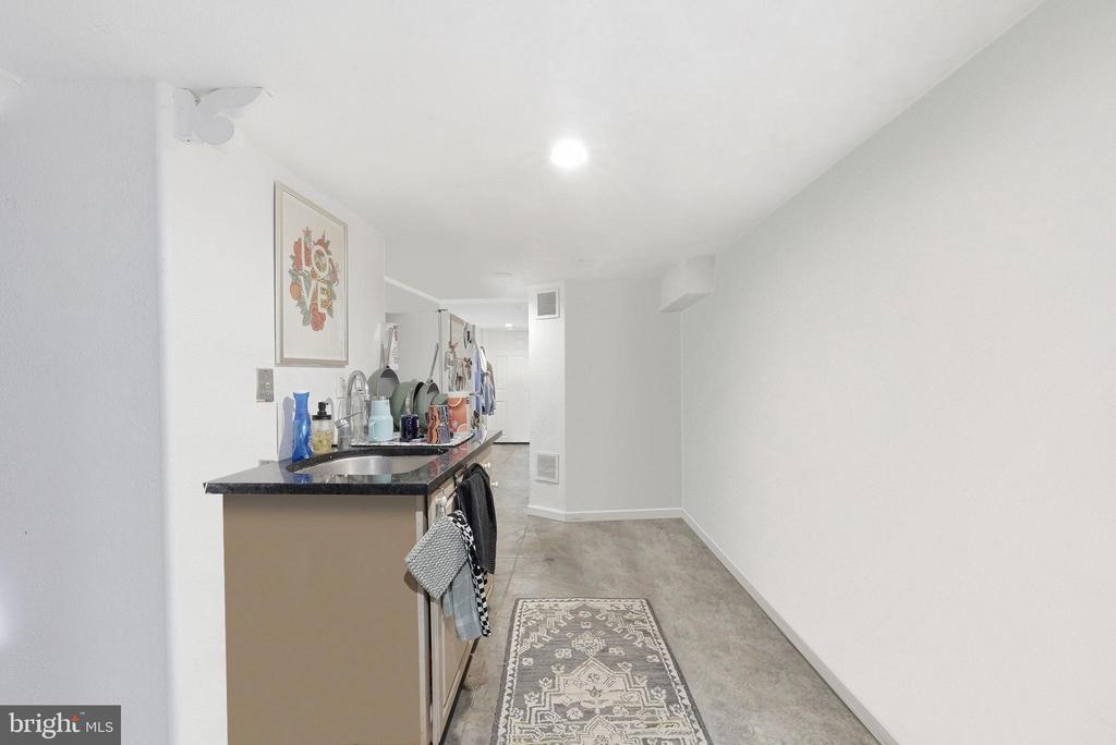 1312 ROBINSON PLACE