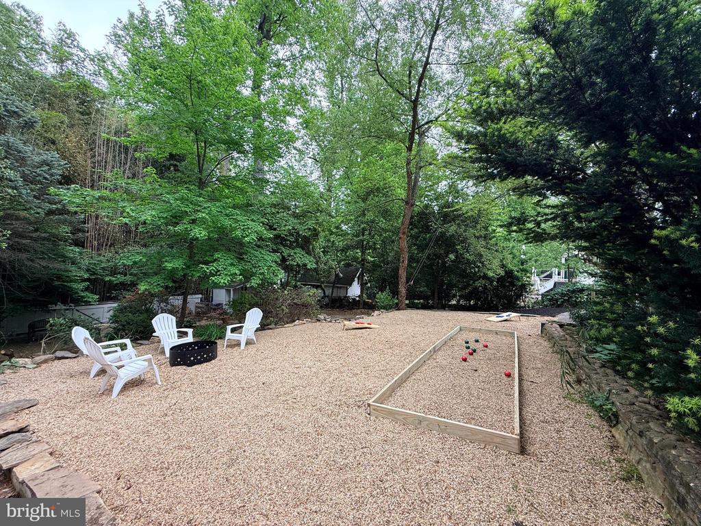 1312 ROBINSON PLACE