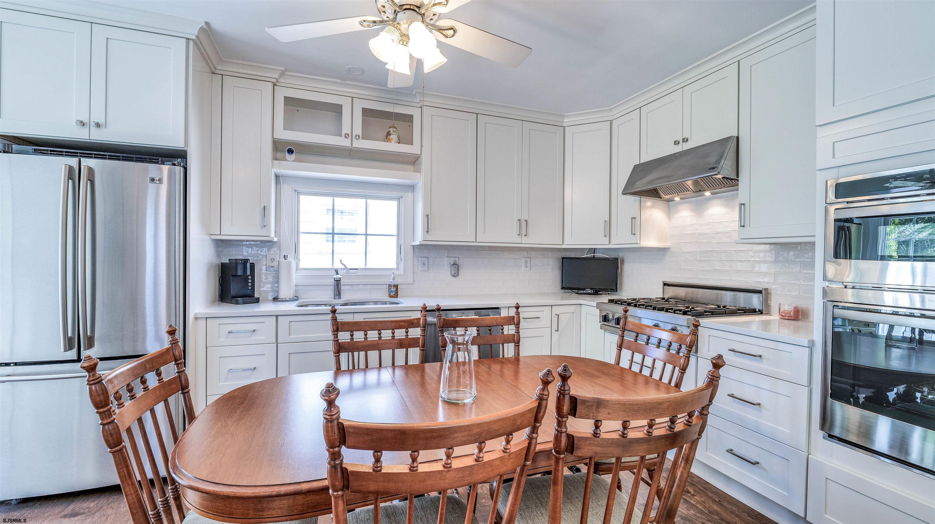 4 N Lancaster Ave