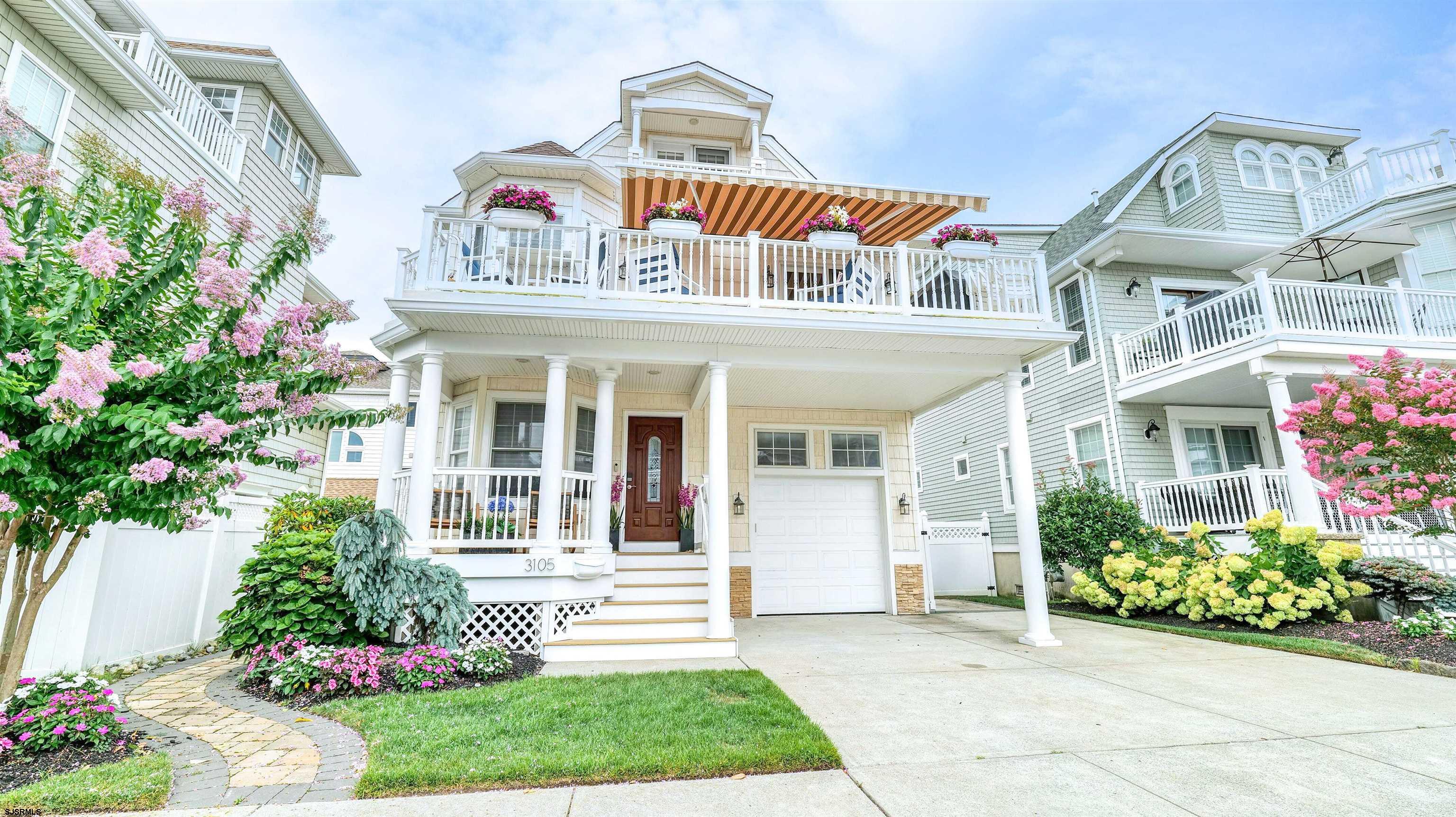 3105 Pacific Ave