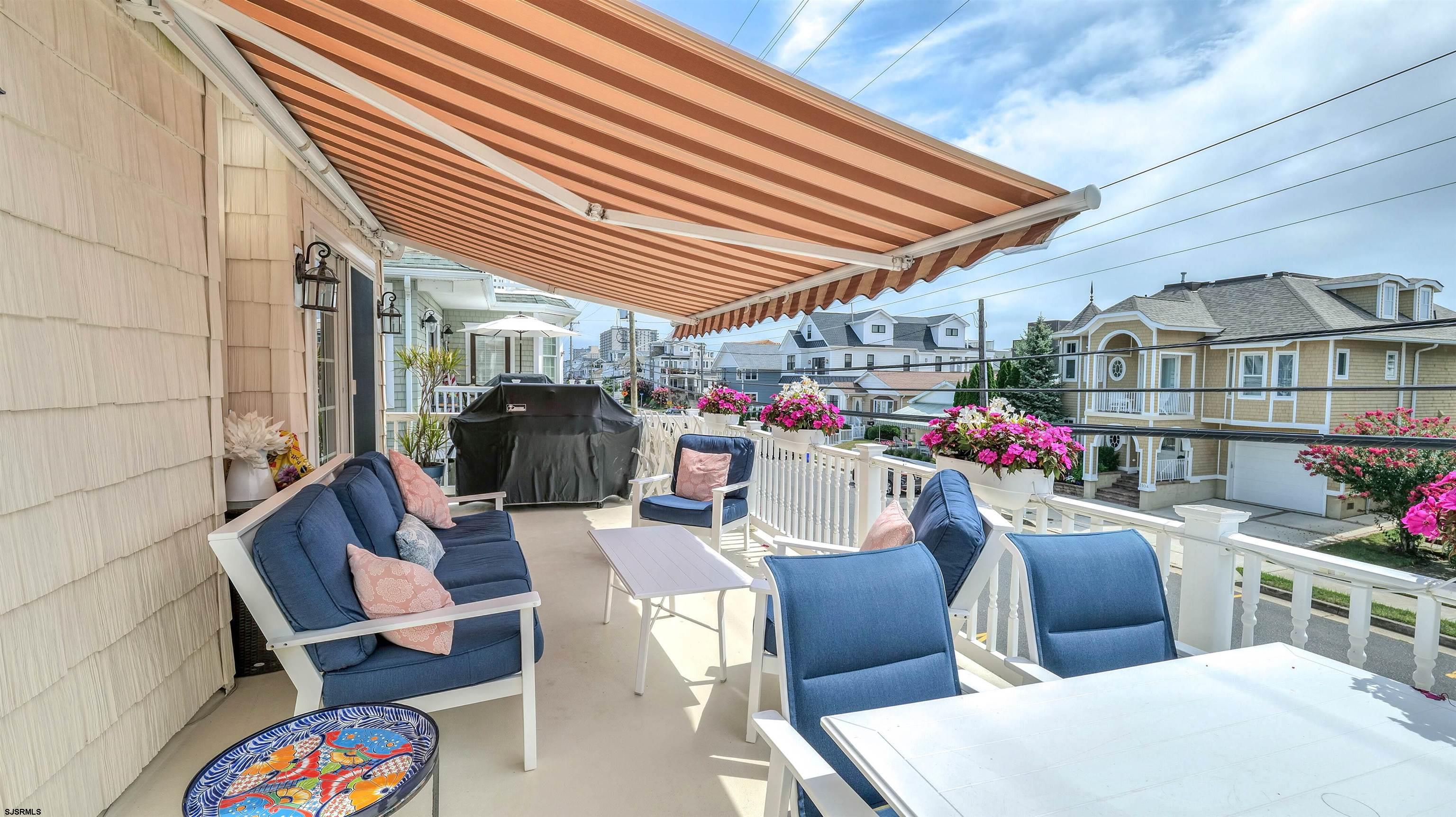 3105 Pacific Ave