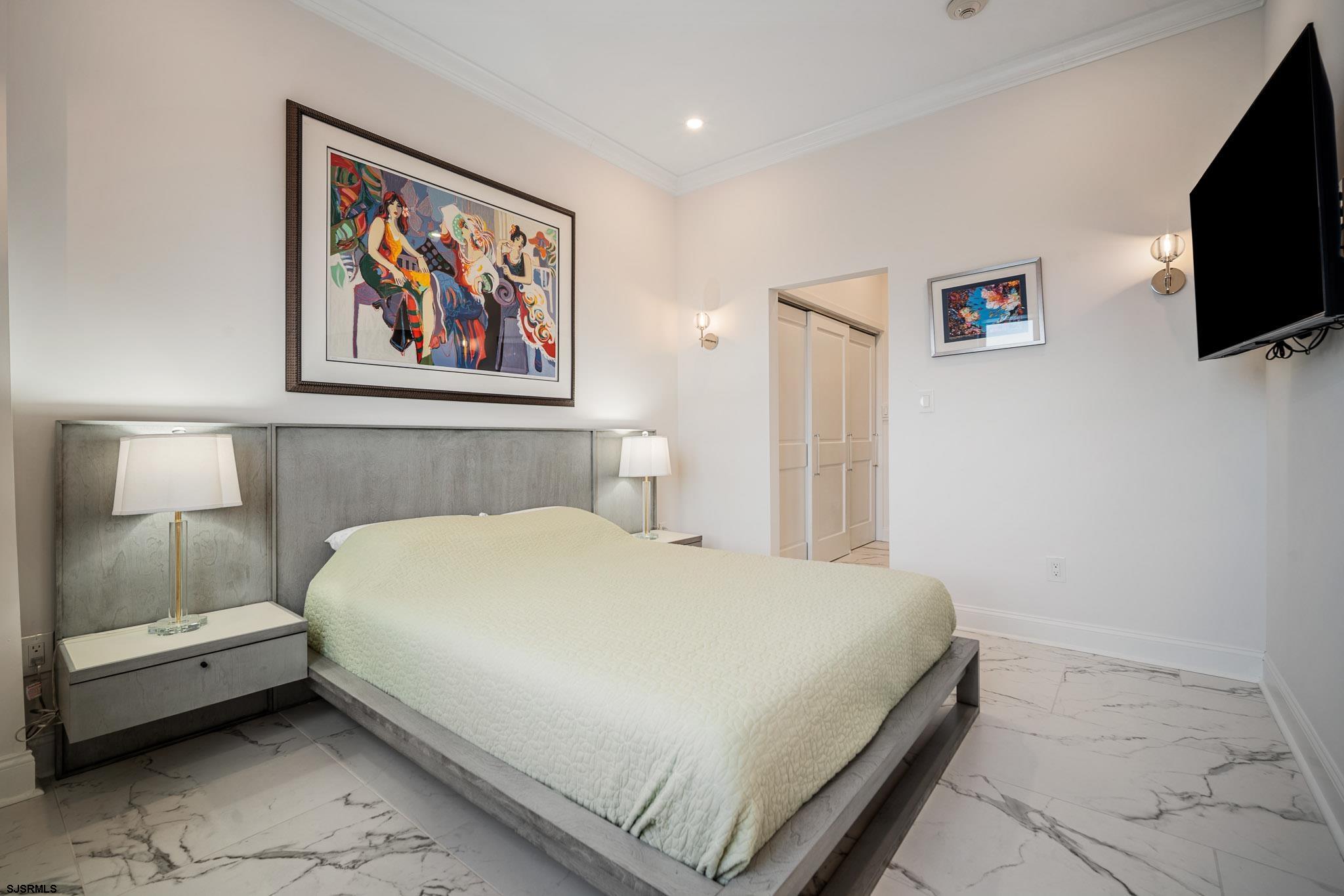 9600 Atlantic Ave Unit: 1811