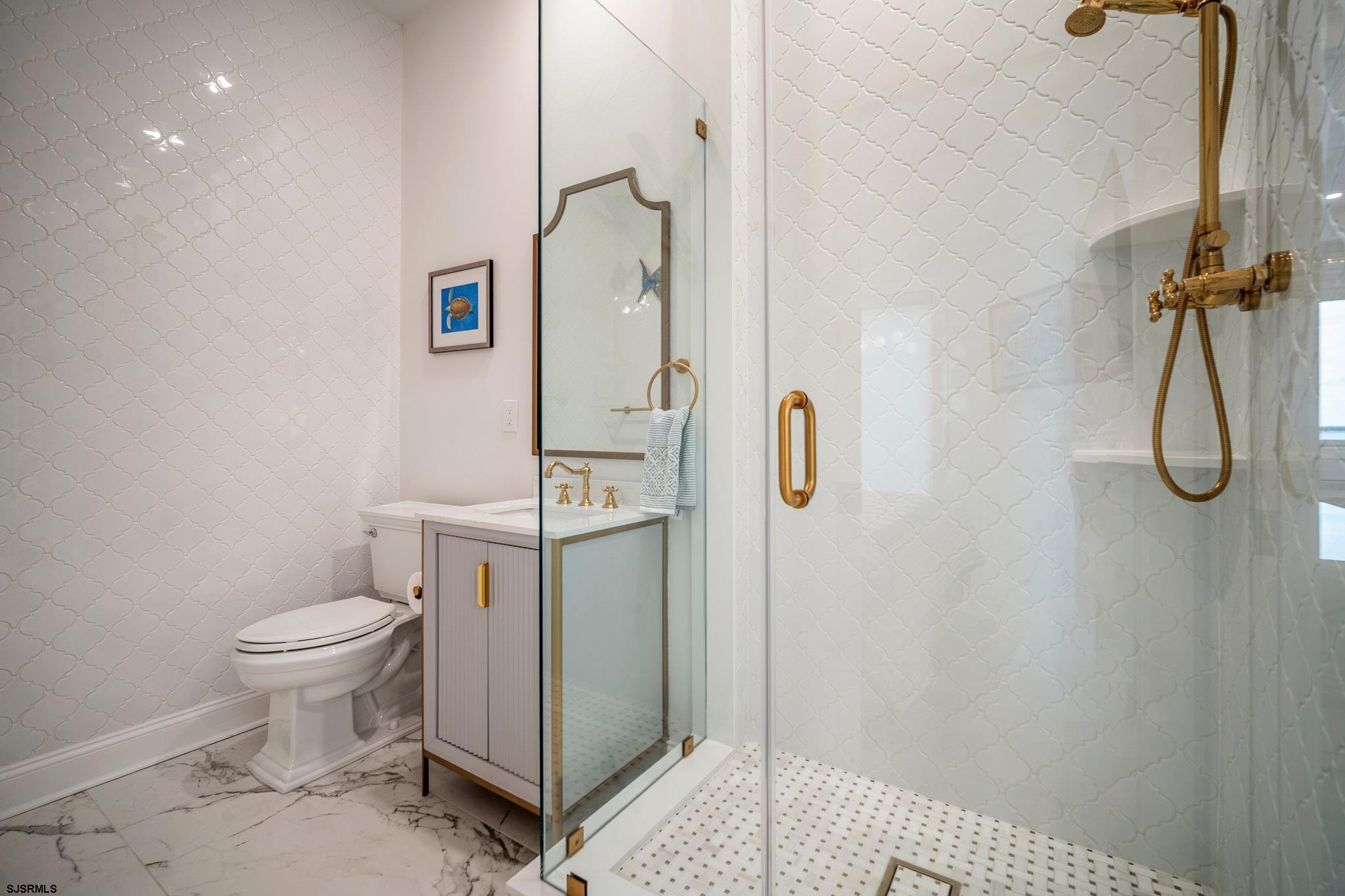 9600 Atlantic Ave Unit: 1811