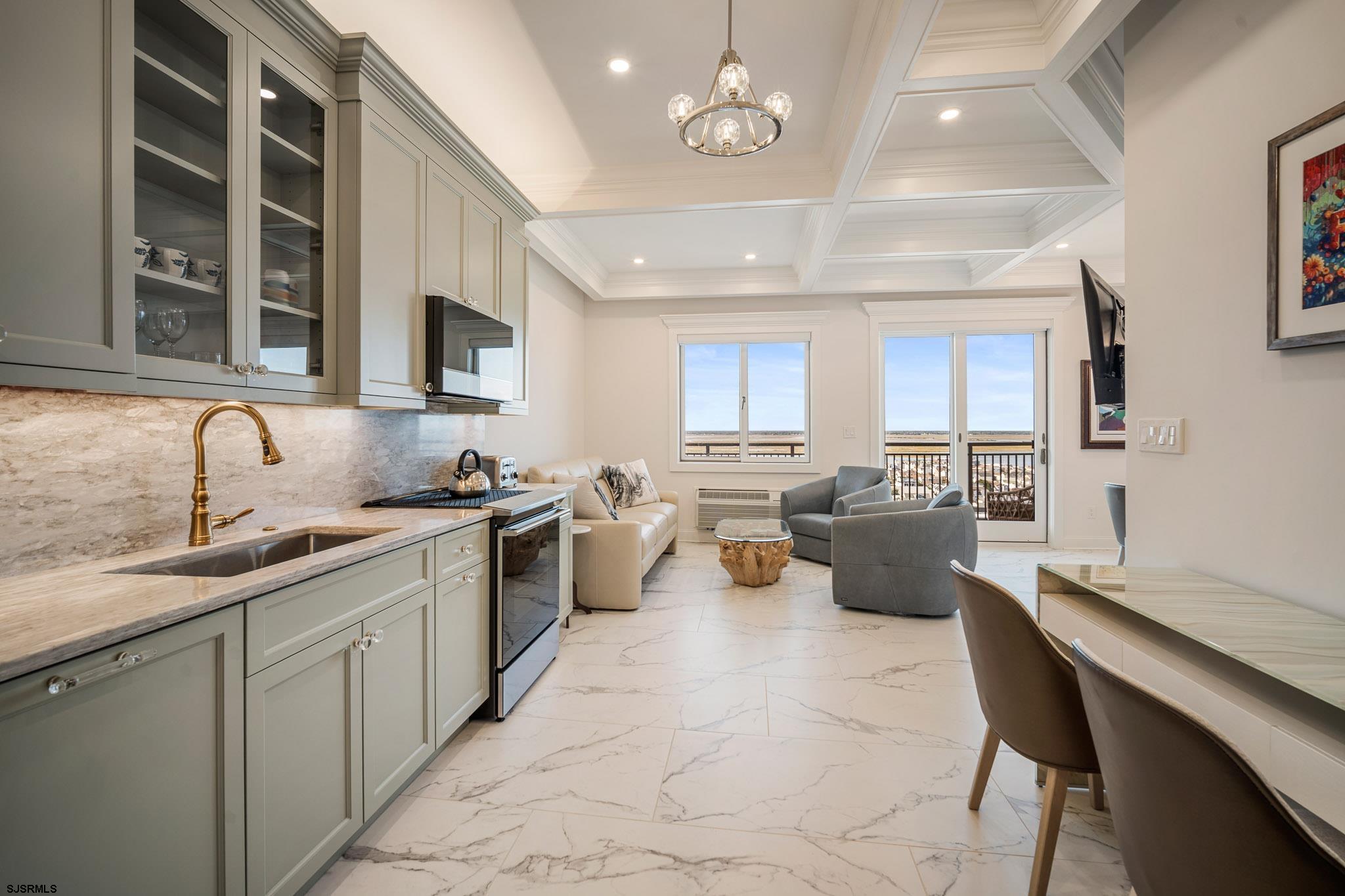 9600 Atlantic Ave Unit: 1811