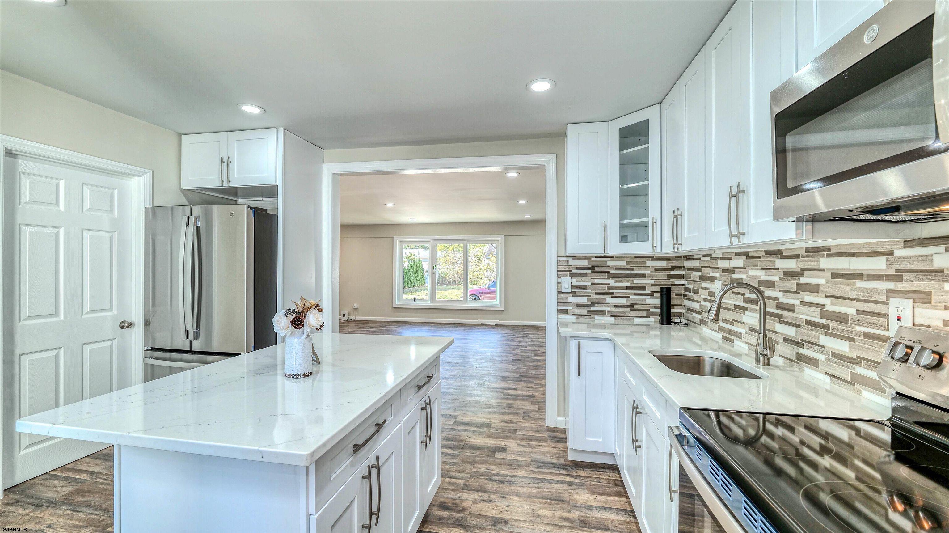 19 Merion Dr