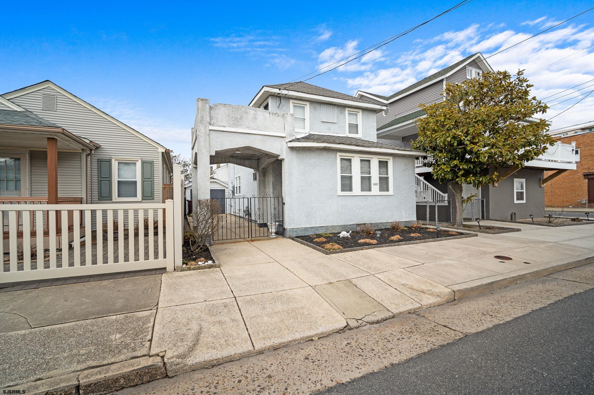 6303 Monmouth Ave