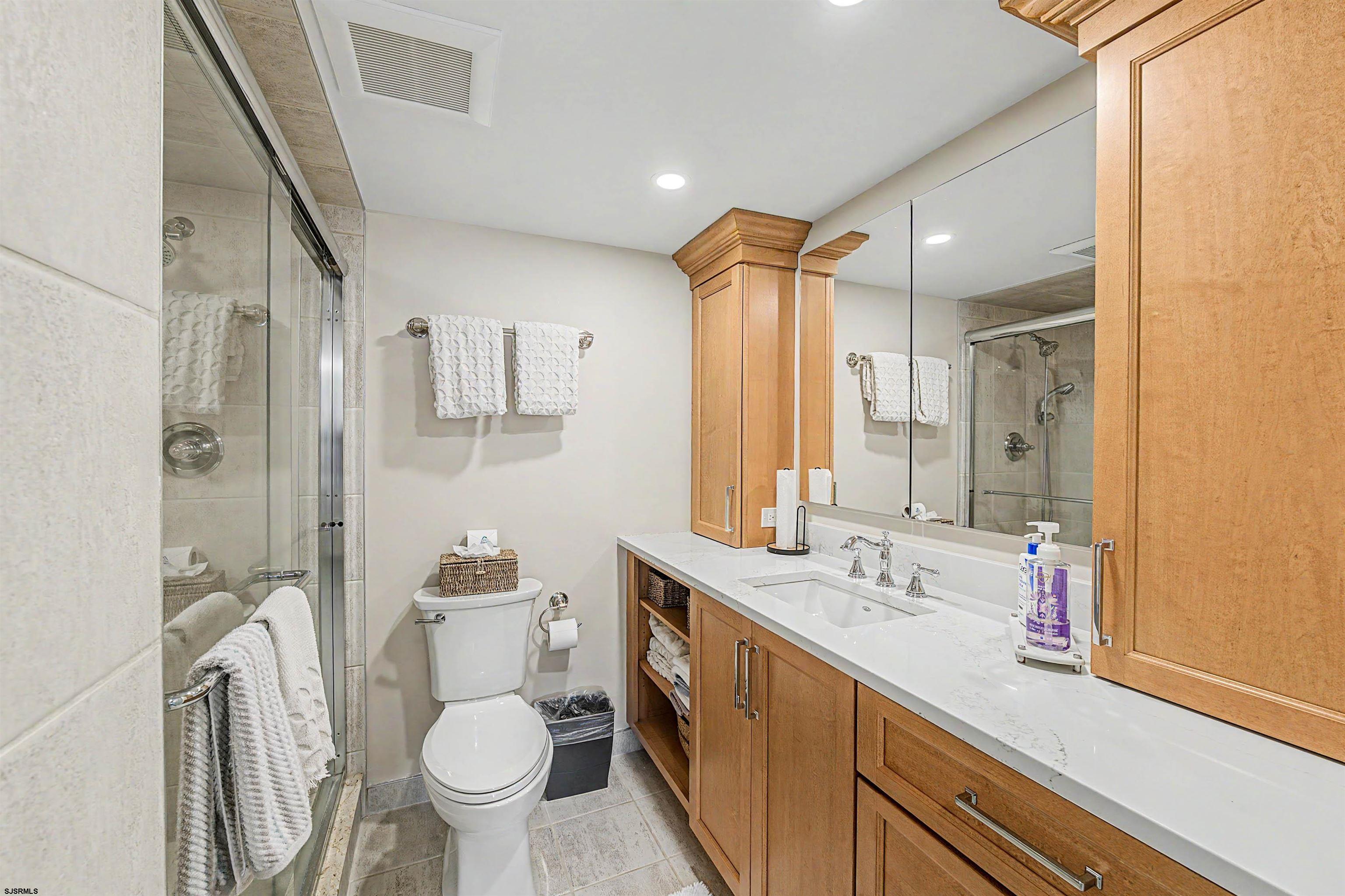 9600 Atlantic Ave Unit: 1703