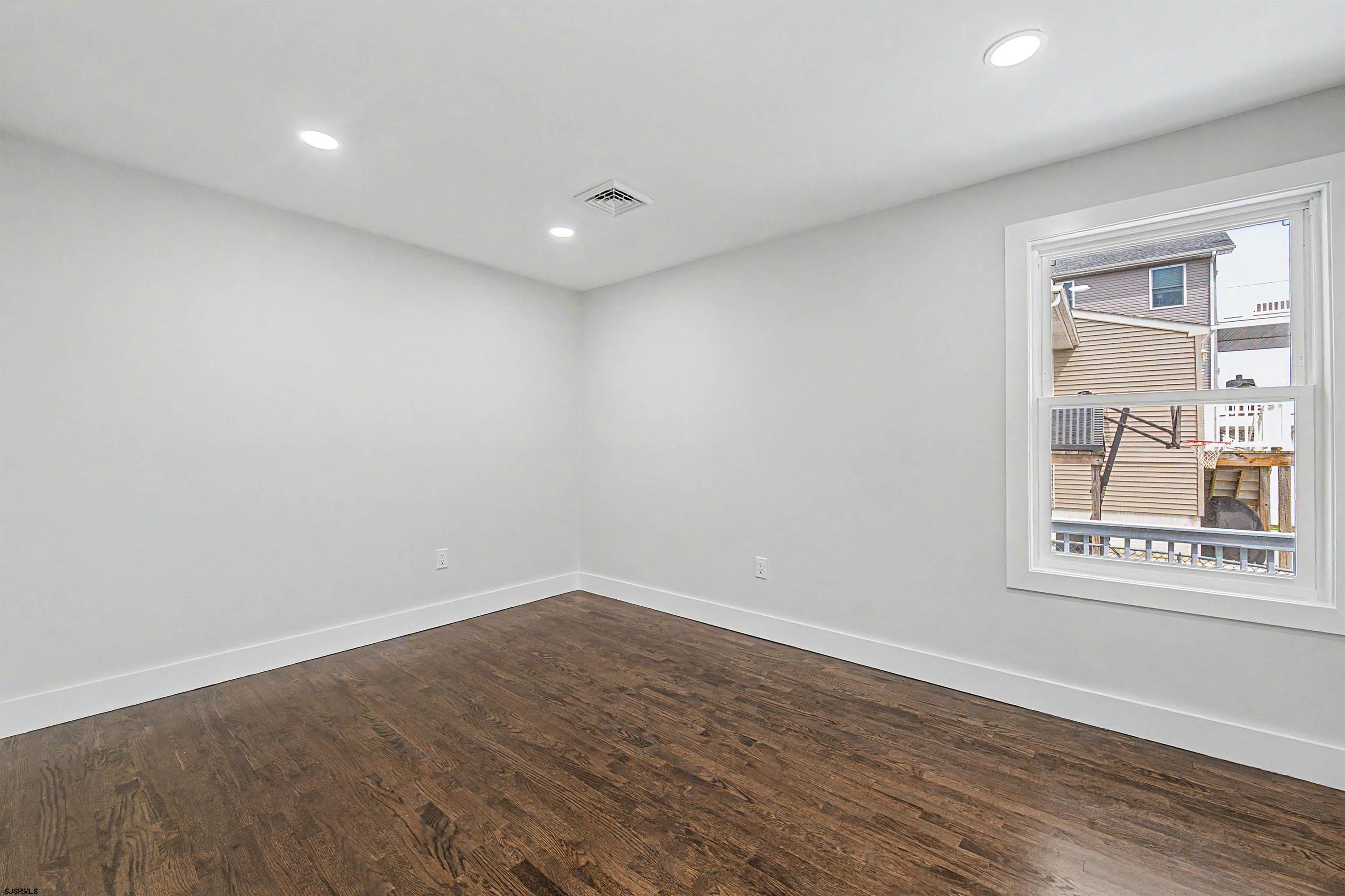 518 Lafayette Blvd