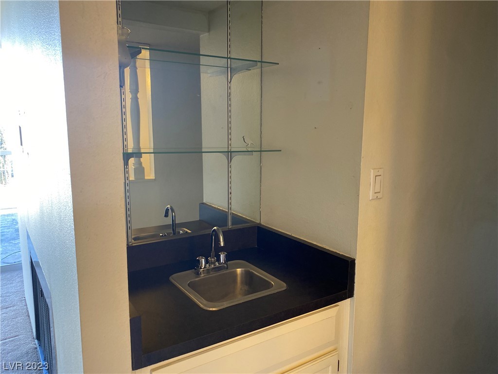 750 South Royal Crest Circle 315
